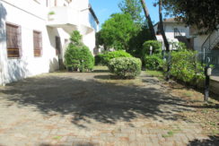 Villetta Con Ampio Giardino