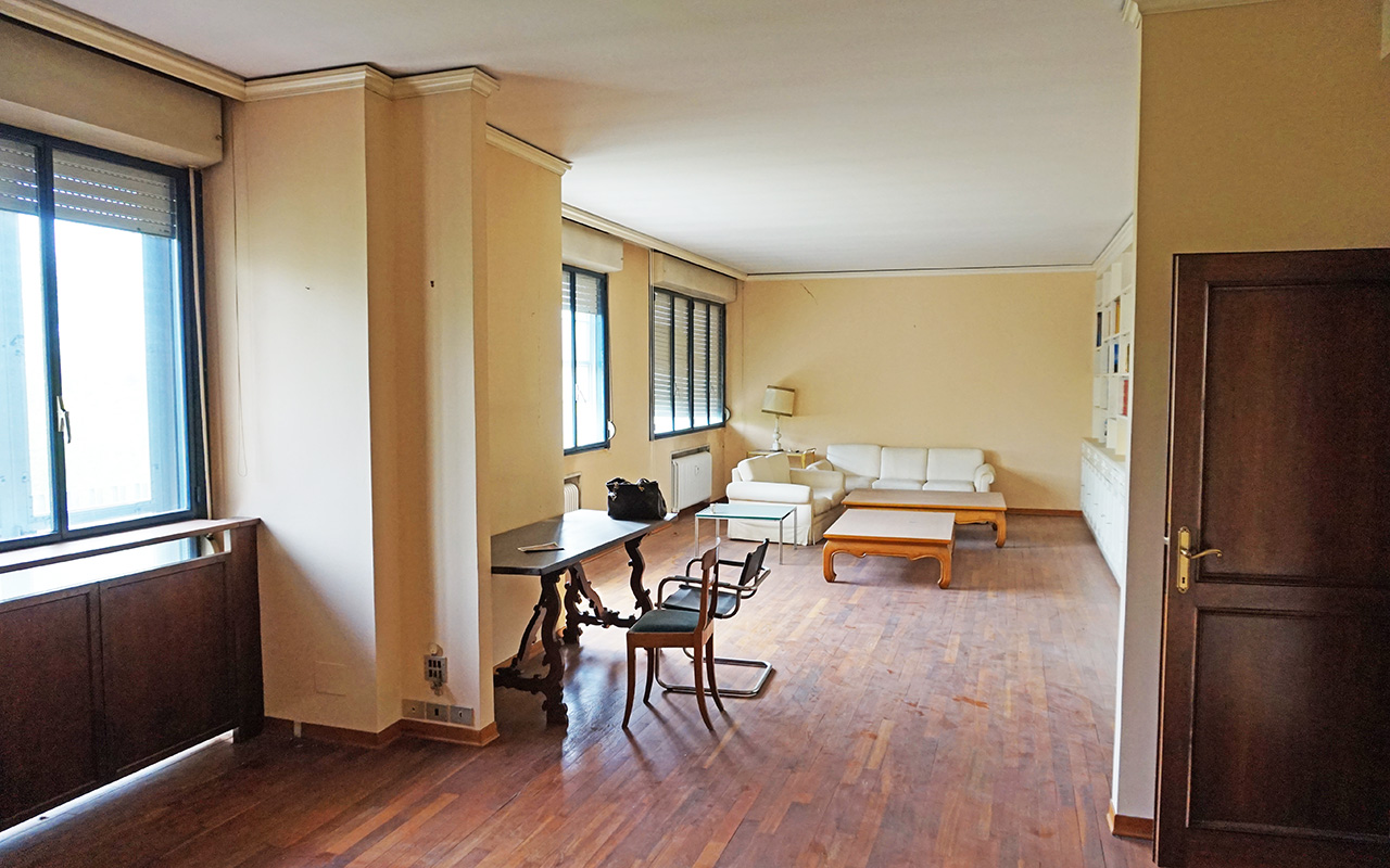 Ampio Appartamento su unico livello Ravenna