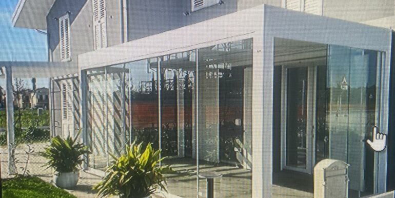 esempio pergola esterno