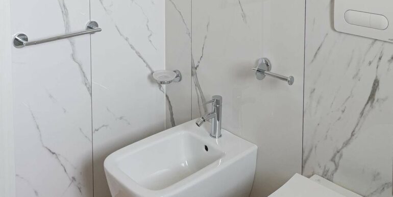 79dfb1a2-20fb-49cf-8532-6a8a0a33845b