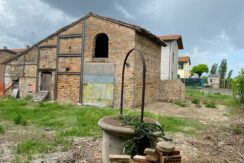 Terreno edificabile con rudere centro Piangipane