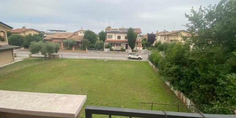 Vendesi Bifamiliare ZONA vicoli