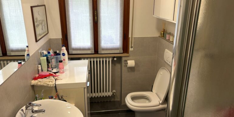 TRILOCALE CON CORTE ESCLUSIVA E POSTO AUTO