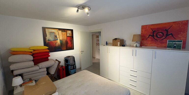 TRILOCALE CON CORTE ESCLUSIVA E POSTO AUTO