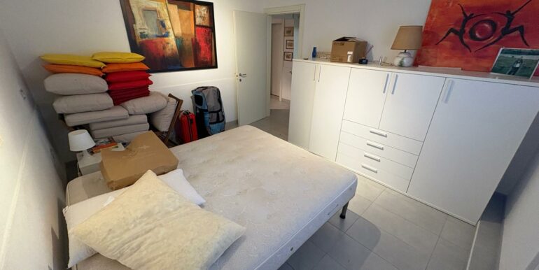 TRILOCALE CON CORTE ESCLUSIVA E POSTO AUTO