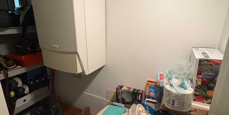 TRILOCALE CON CORTE ESCLUSIVA E POSTO AUTO