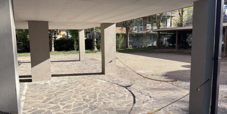 trilocale con posto auto