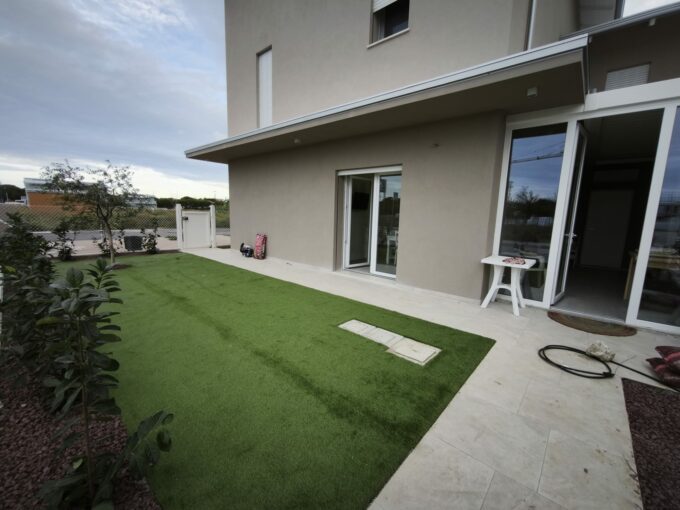 Bellissimo Trilocale con Giardino Affitto
